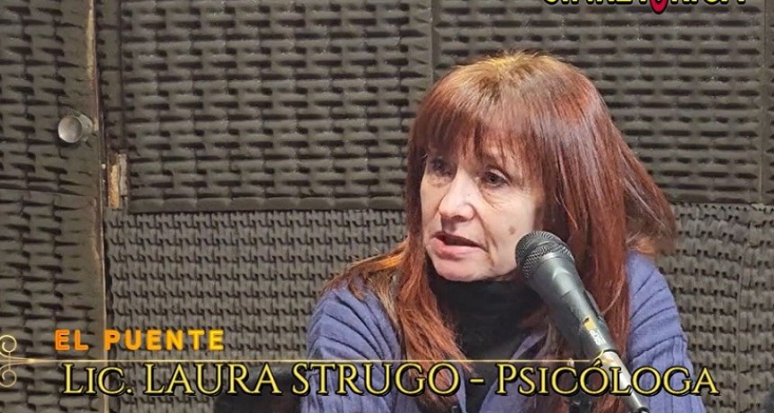 Lic. LAURA STRUGO EN SINRETÓRICA RADIO